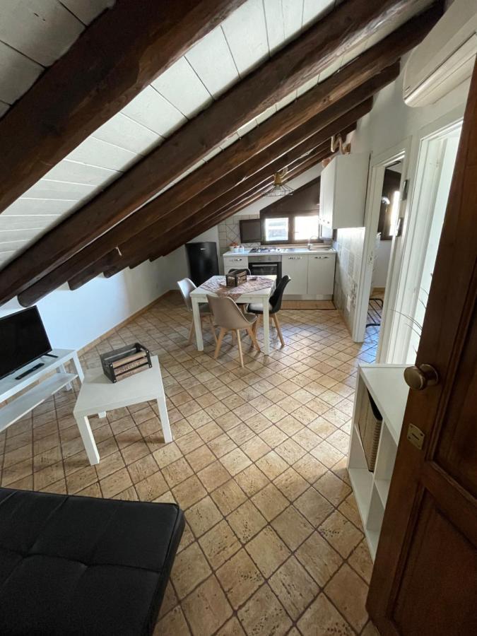 Appartement La Mansarda Dei Mori à Catane Extérieur photo